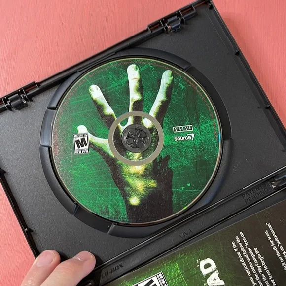 Left 4 dead pc disk game - Picture 4 of 5